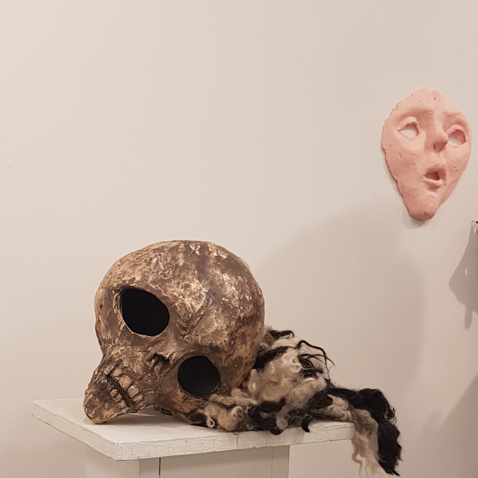 ART R the REMAINS I BRONS